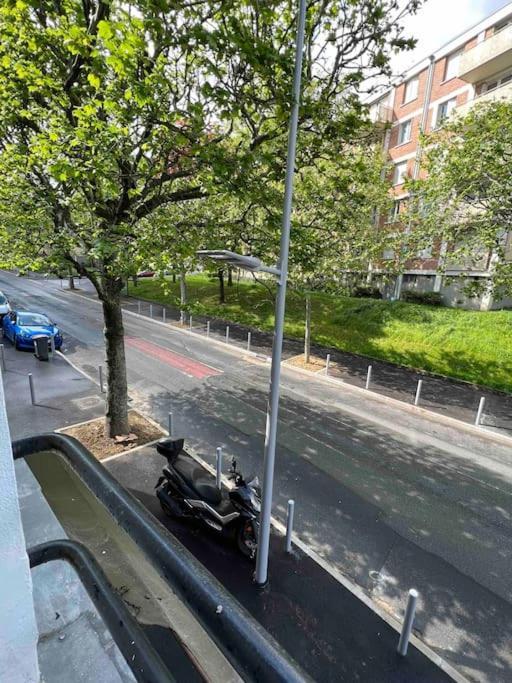 Beau T3 A Arcueil A 3 Min Rer B « Laplace » 외부 사진